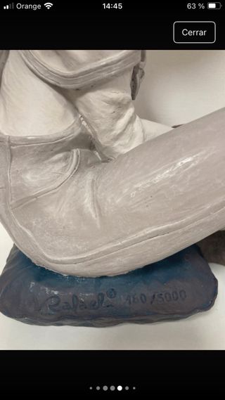 Figura mujer con perro 32x29x18 cm