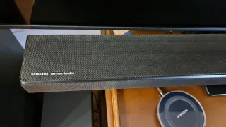 Barra de Sonido Samsung Q60R Negra