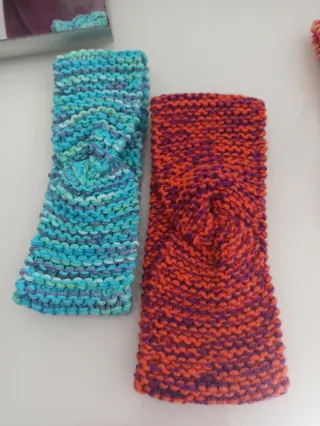 Diademas de lana tejidas a mano