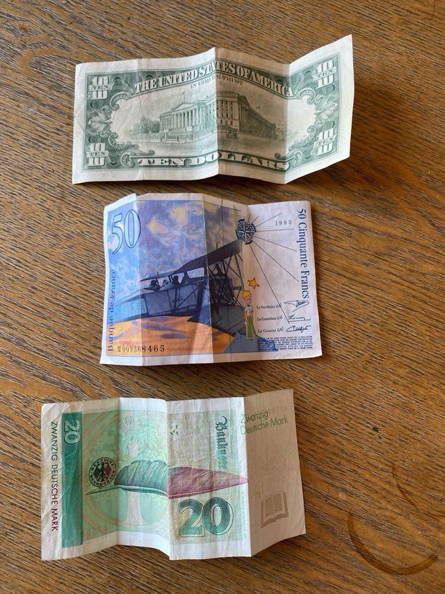 Lote Billetes: Dólar, Franco, Marco Alemán