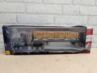 Camión Mack serie R de 1966 a escala 1/43