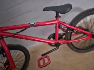 Bicicleta BMX Roja