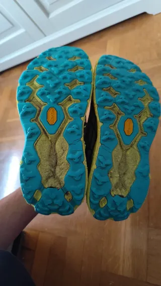 Zapatillas Hoka Trail Running Talla 42