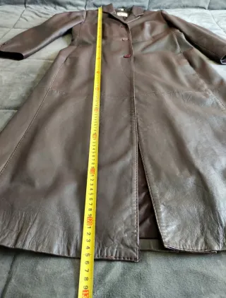 Abrigo largo de piel ovina