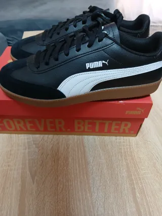 Zapatillas Puma Negras y Marrones