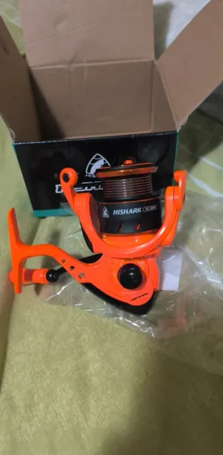 Carrete de pesca HISHARK YG 3000 Naranja