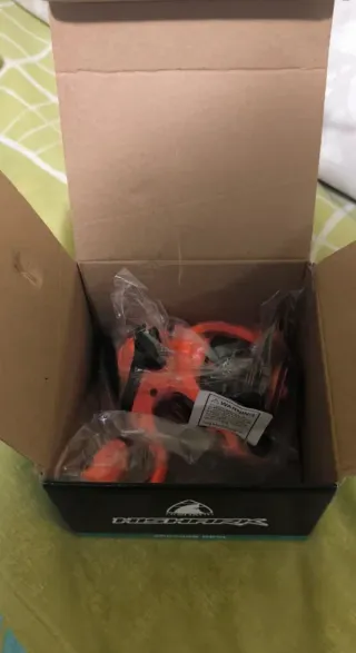 Carrete de pesca HISHARK YG 3000 Naranja