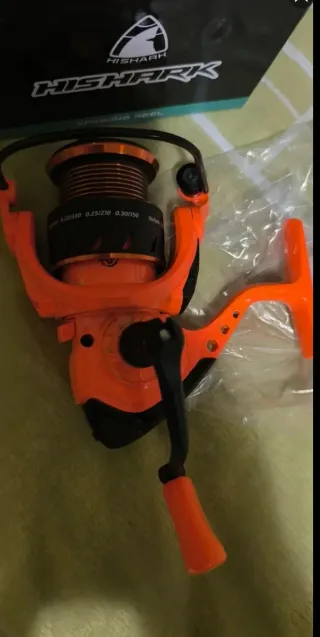 Carrete de pesca HISHARK YG 3000 Naranja