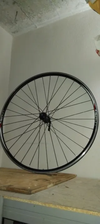 Llanta Ciclismo Carretera Delantera