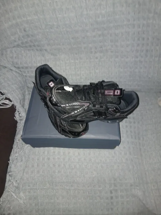 Zapatillas New Balance 1906R Negras/Grises