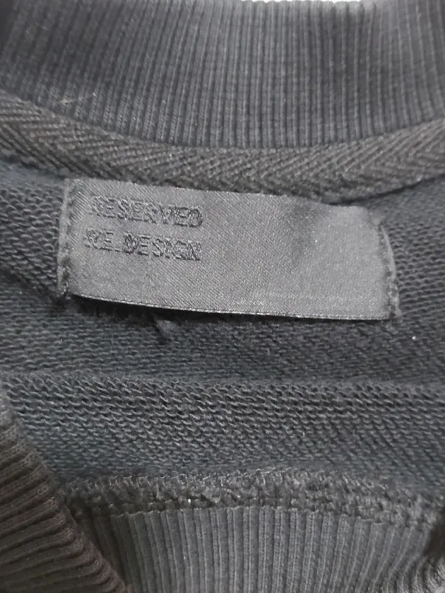 Felpa nera RESERVED 100% cotone