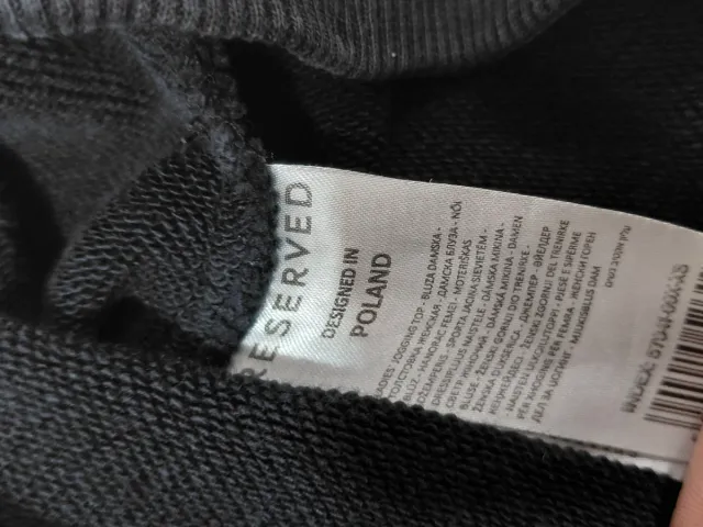 Felpa nera RESERVED 100% cotone