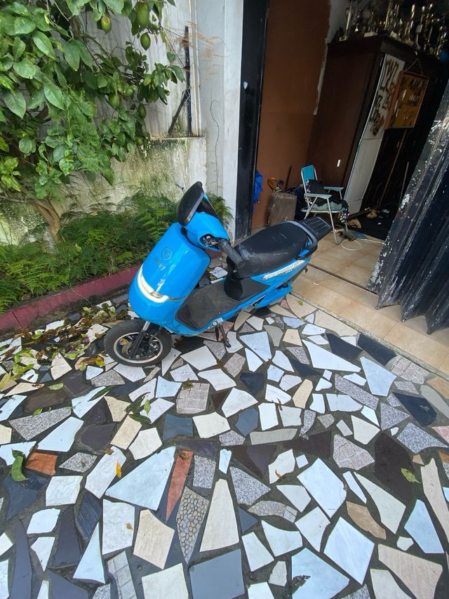 Mota elétrica VOLTRISH MX1 azul