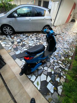 Mota elétrica VOLTRISH MX1 azul