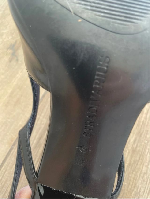 Zapatos de tacón negros