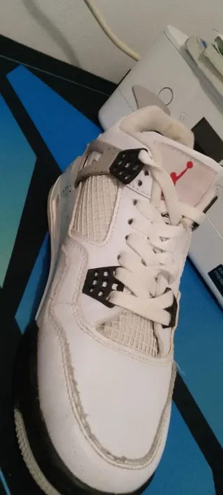 Zapatillas Air Jordan 4 Blancas nombre de pie 40