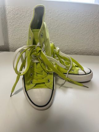 Zapatillas botín verde lima