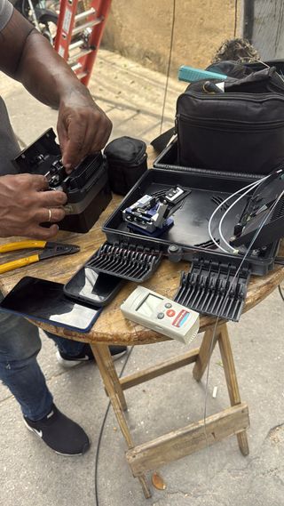 Técnico telecomunicaciones y soporte Ti