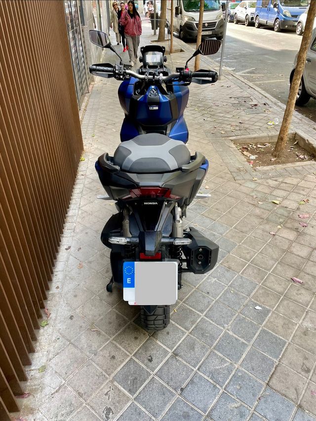 Honda ADV-350 Km/ 3900