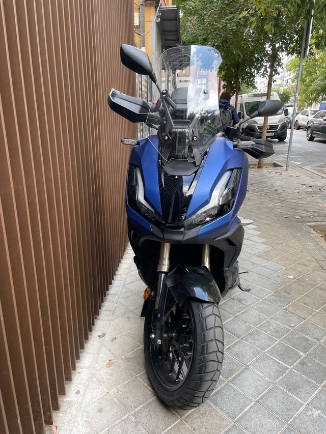 Honda ADV-350 Km/ 3900