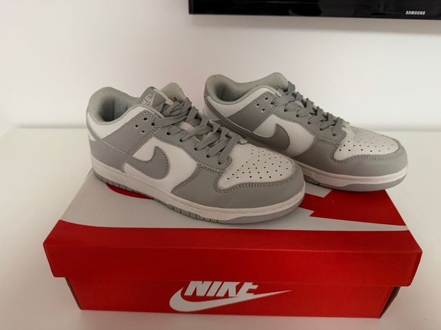 Nike Dunk Low Gris y Blanco