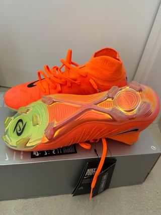 Nike Phantom Botas de Fútbol Naranja Talla