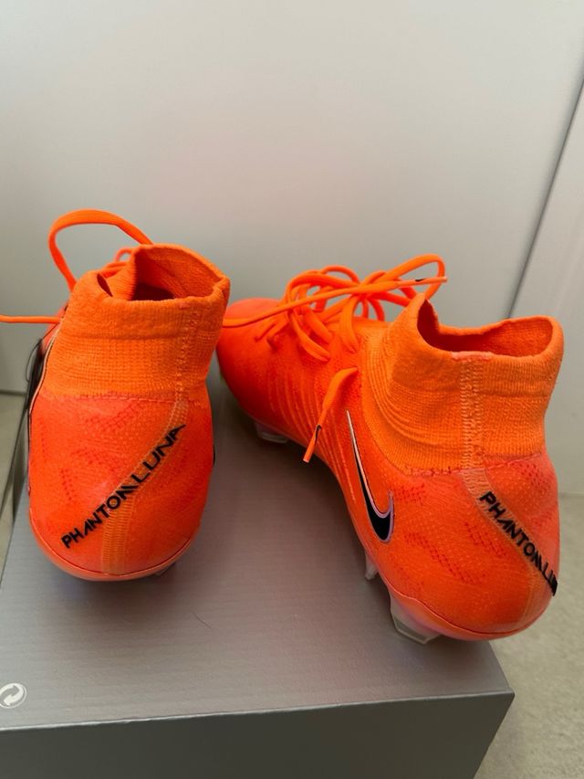 Nike Phantom Botas de Fútbol Naranja Talla