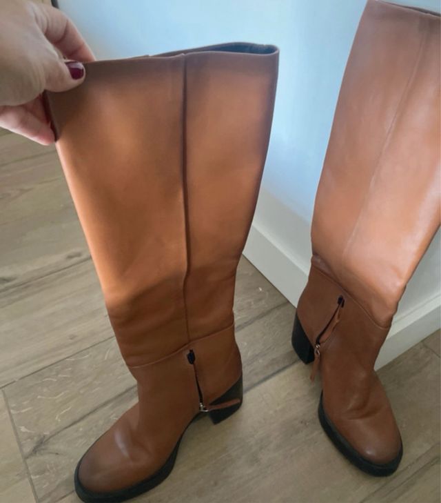 Botas de cuero marrones altas