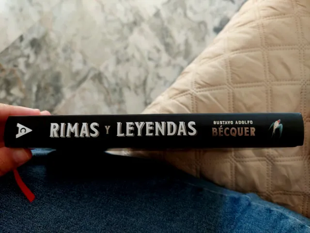 Rimas y leyendas (Clásicos ilustrados) (Spanish...