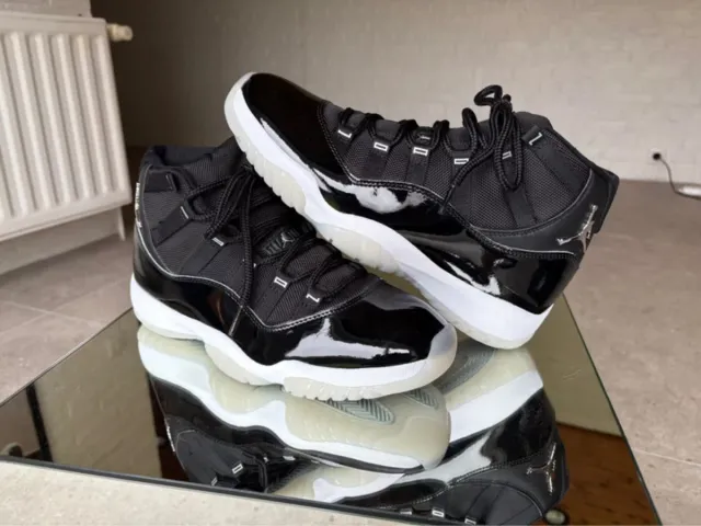 Jordan 11 Retro Jubilee 25th Anniversary Talla 43