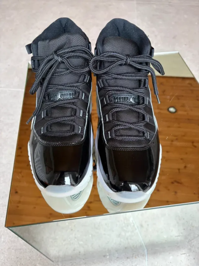 Jordan 11 Retro Jubilee 25th Anniversary Talla 43