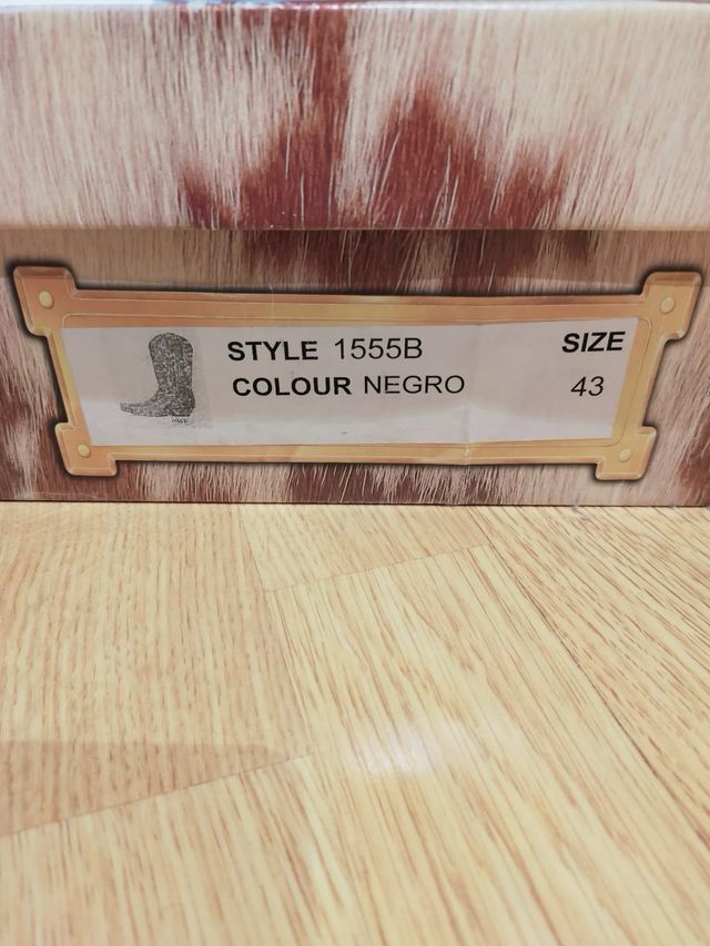 Botas camperas Joe Sánchez negras talla 43