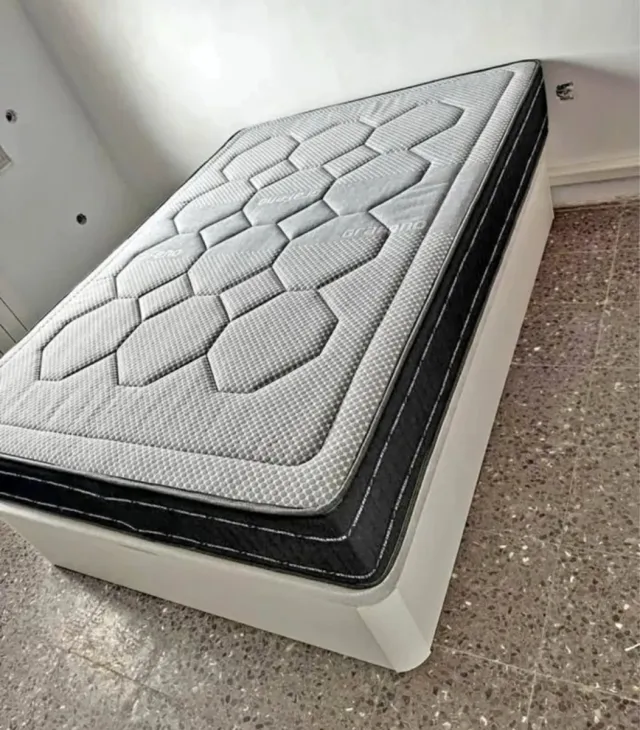 CANAPE NUEVO A ESTRENAR