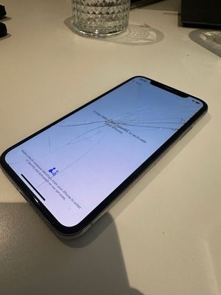 iPhone X 64GB Blanco (con defectos)