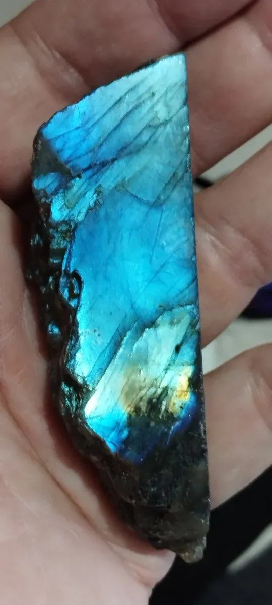 Labradorita Natural.