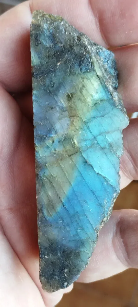 Labradorita Natural.