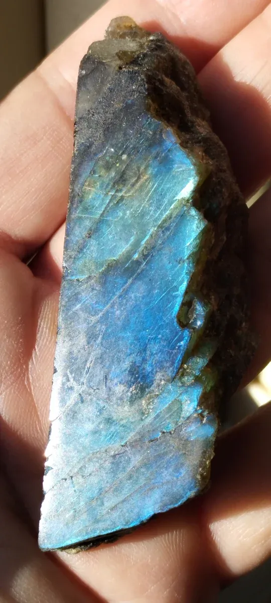 Labradorita Natural.