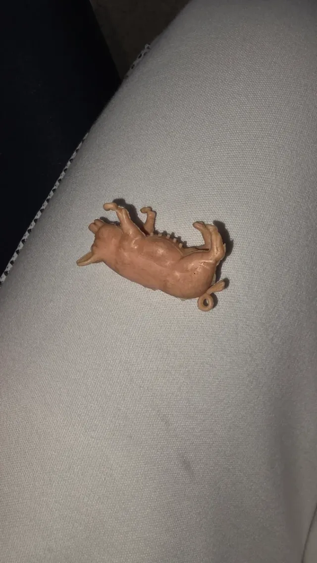 Cerditos de juguete para belen o maketas