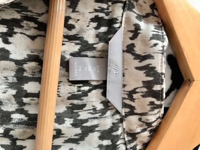 Vestido H&M Talla M Estampado Midi