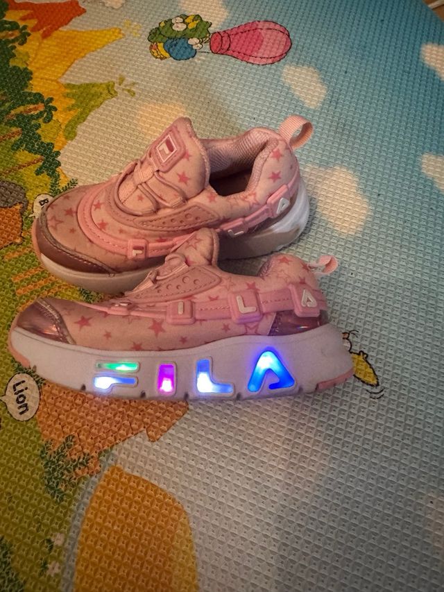 Playeros Fila con luces Talla 27.5