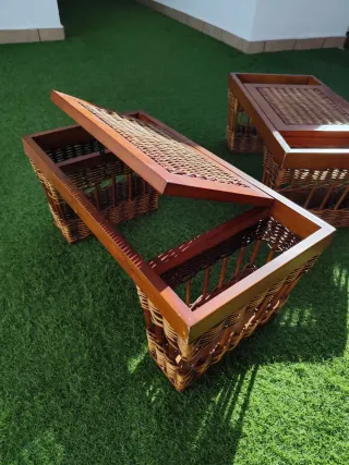Mesitas de sofá de mimbre y madera