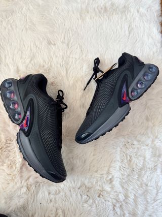 Nike Air Max DN Talla 44.5 Negro Morado