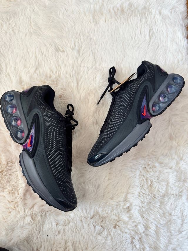 Nike Air Max DN Talla 44.5 Negro Morado