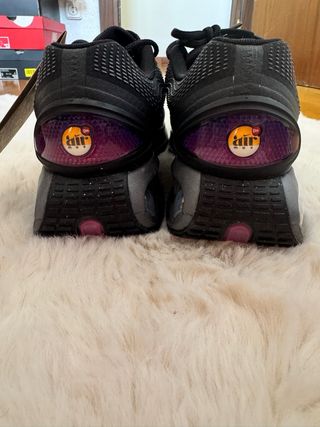 Nike Air Max DN Talla 44.5 Negro Morado