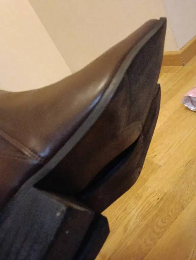 Botines marrones oscuro tacón bajo, una puesta