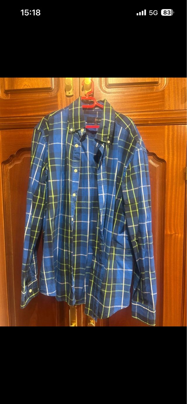 Camisa de cuadros azul y verde