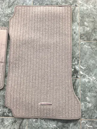 Alfombrillas Mercedes C2007-2011 Originales nuevas