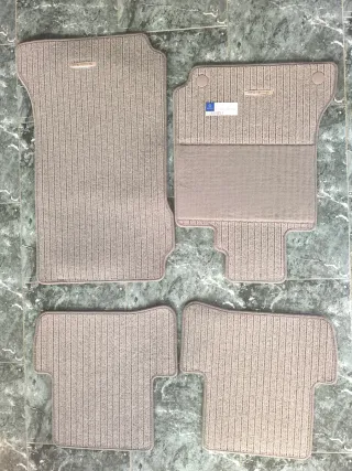 Alfombrillas Mercedes C2007-2011 Originales nuevas