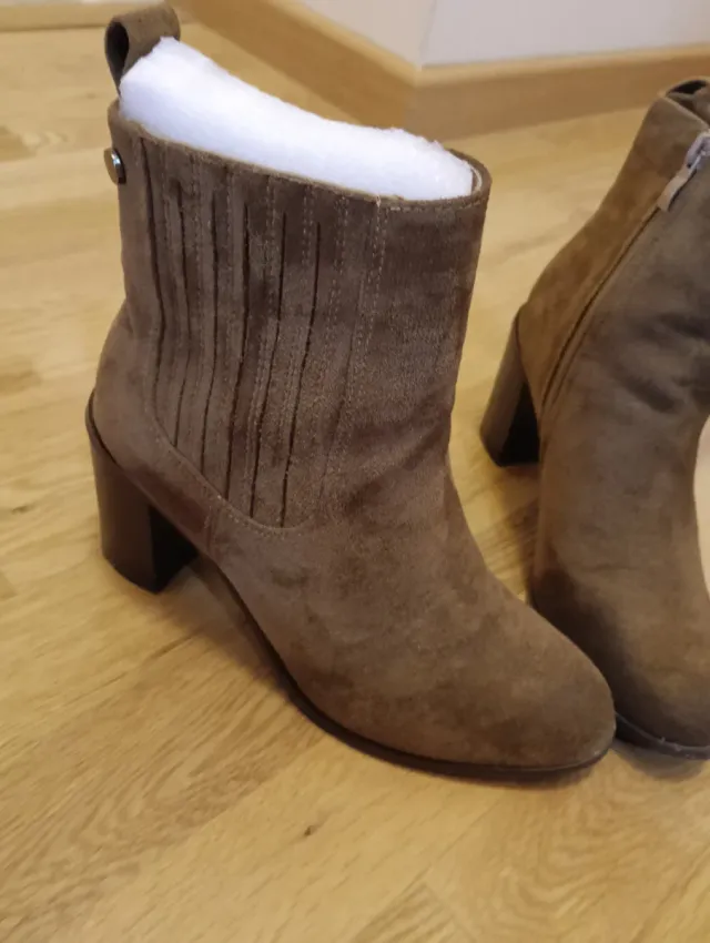 Botines imitación serraje marrón