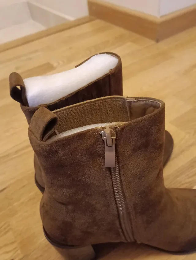 Botines imitación serraje marrón